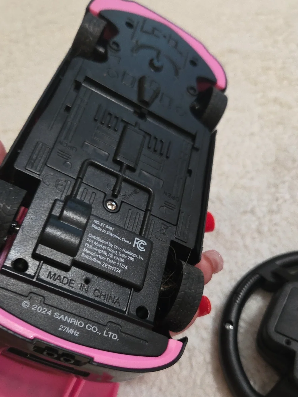 SANRIO HELLO KITTY REMOTE CONTROL CAR